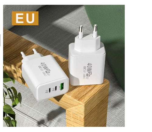 3-fach Schnellladegerät 40W Netzteil – 2x USB-C + 1x USB Anschluss